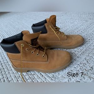 Size 7 Timberland Boots